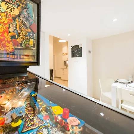 Happy Joy Budapeşte